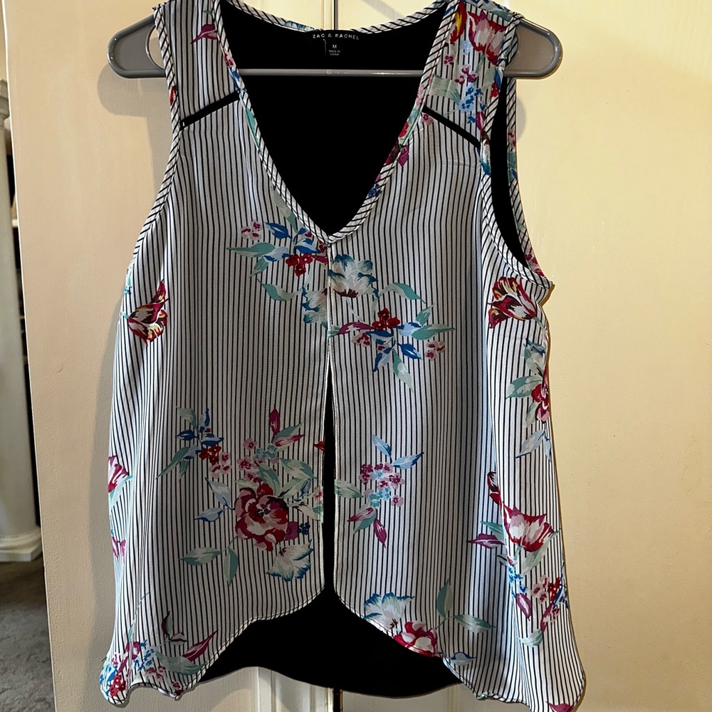 Zac & Rachel Gray and White Asymmetrical Sleeveless Blouse